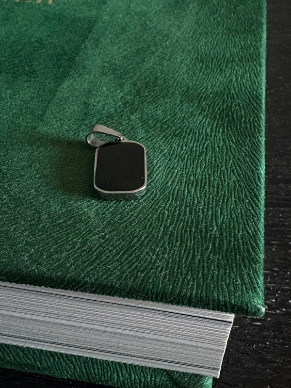 Black Bar Pendant